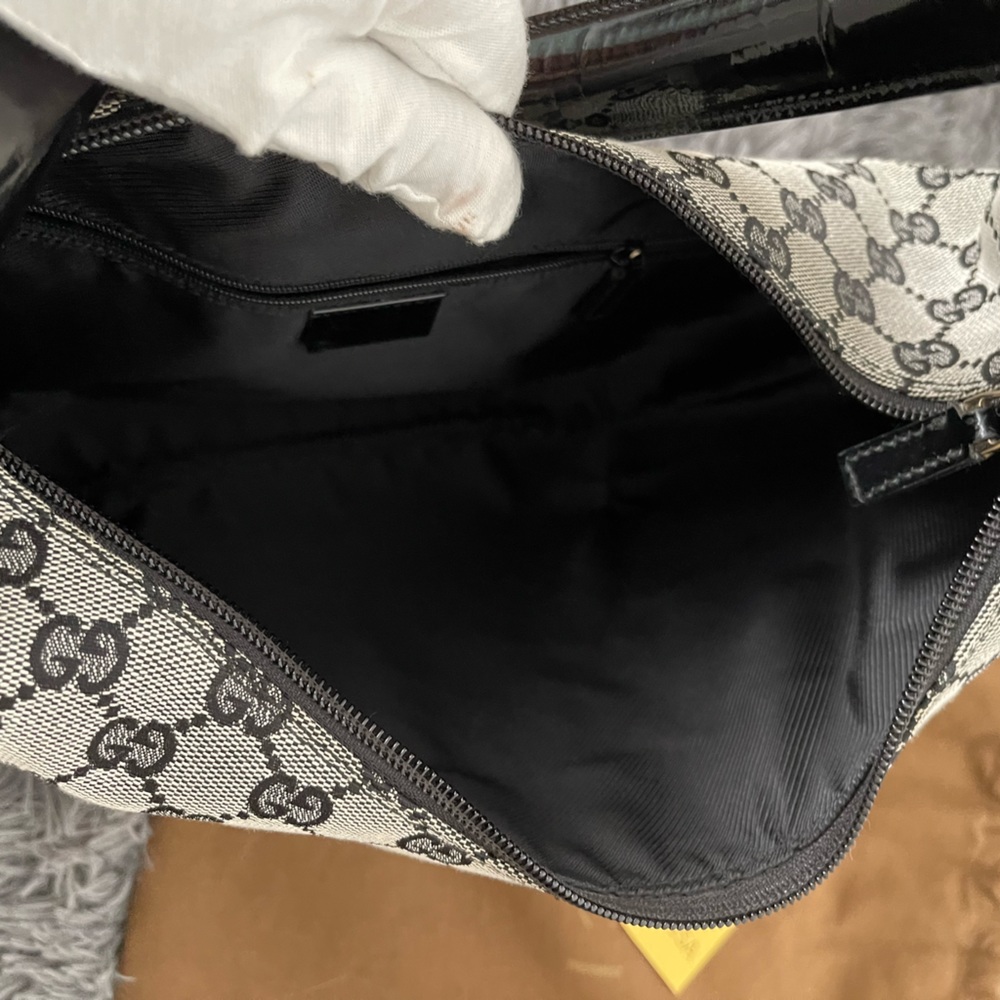 Gucci GG Canvas Shoulder Hobo Bag black/Gray - Picture 12 of 15